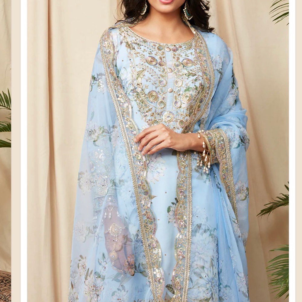 Lashkaraa Blue Churidar / Salwar